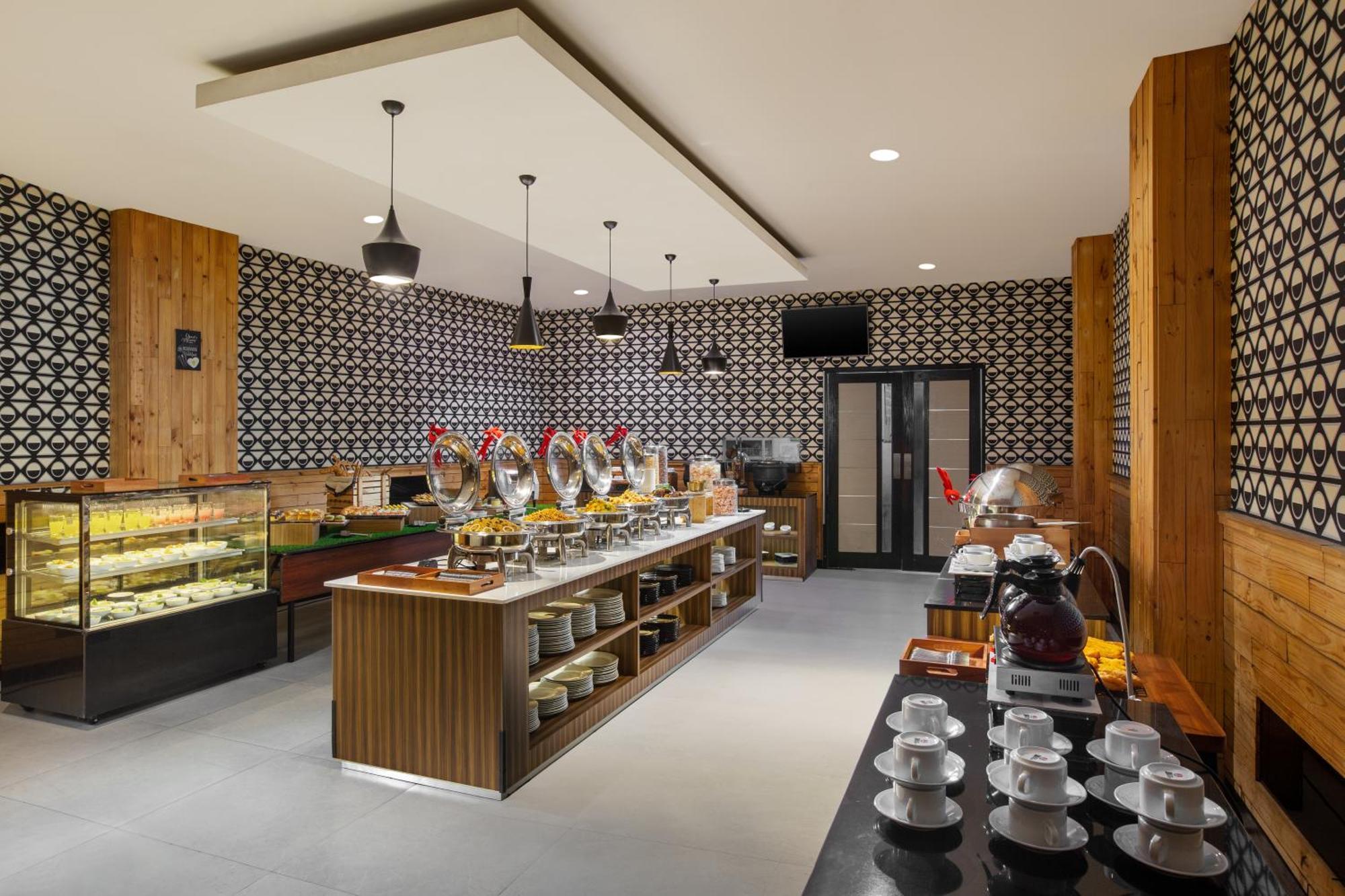 Hotel Neo Dipatiukur Bandung By Aston Exterior foto