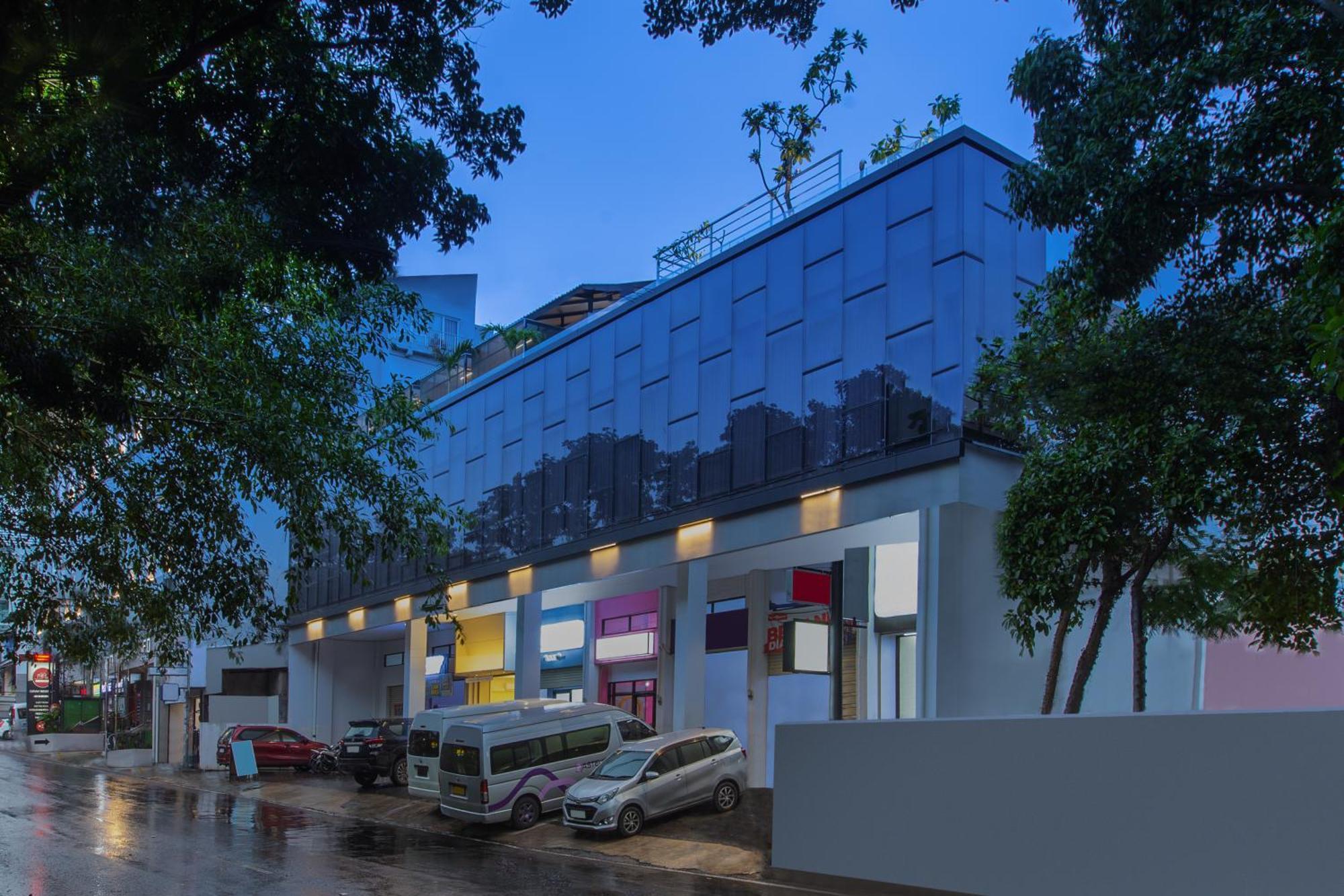 Hotel Neo Dipatiukur Bandung By Aston Exterior foto